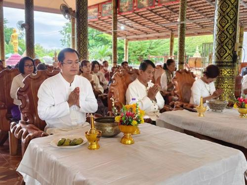 สพอ.น้ำปาด ร่วมกิจกรรม นายอำเภอพาเข้าวัด ประจำปี 2569